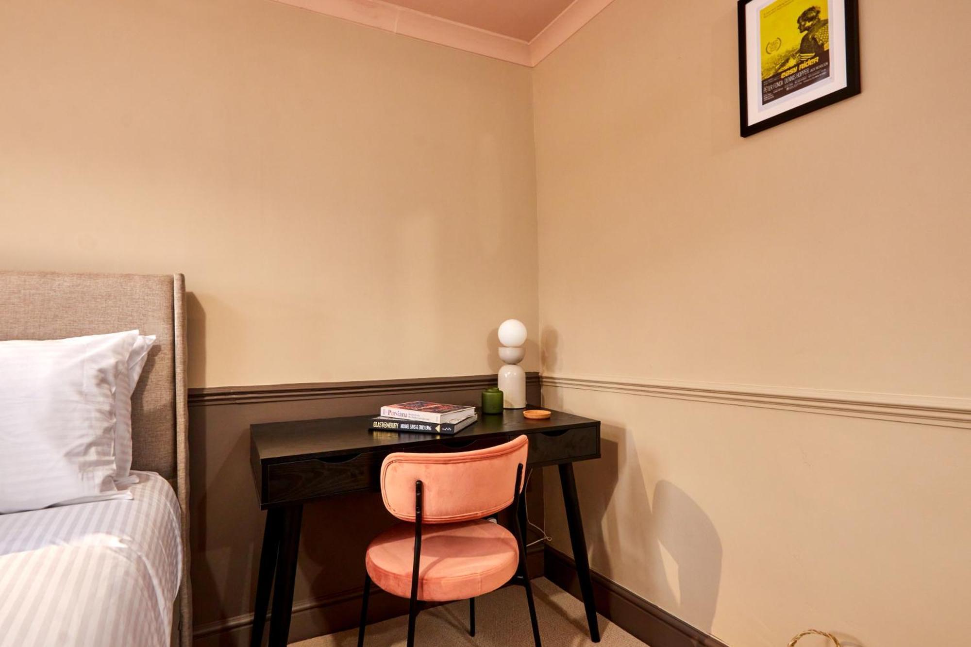 Settle In Winchester - Stylish Self Check-In Rooms Exterior foto